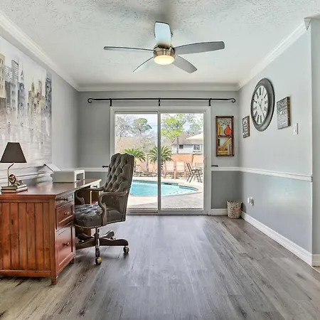 Houston Home With Private Outdoor Pool! Exterior photo